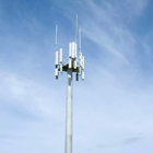 palo de la torre de acero monopolar de los 35m el alto galvanizó telecomunicaciones con 3 plataformas