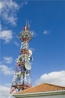 Torre celular móvil de comunicación por microondas de tubo de 3 patas multifunción