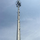 Torre octagonal del teléfono celular del enrejado de la microonda de WIFI